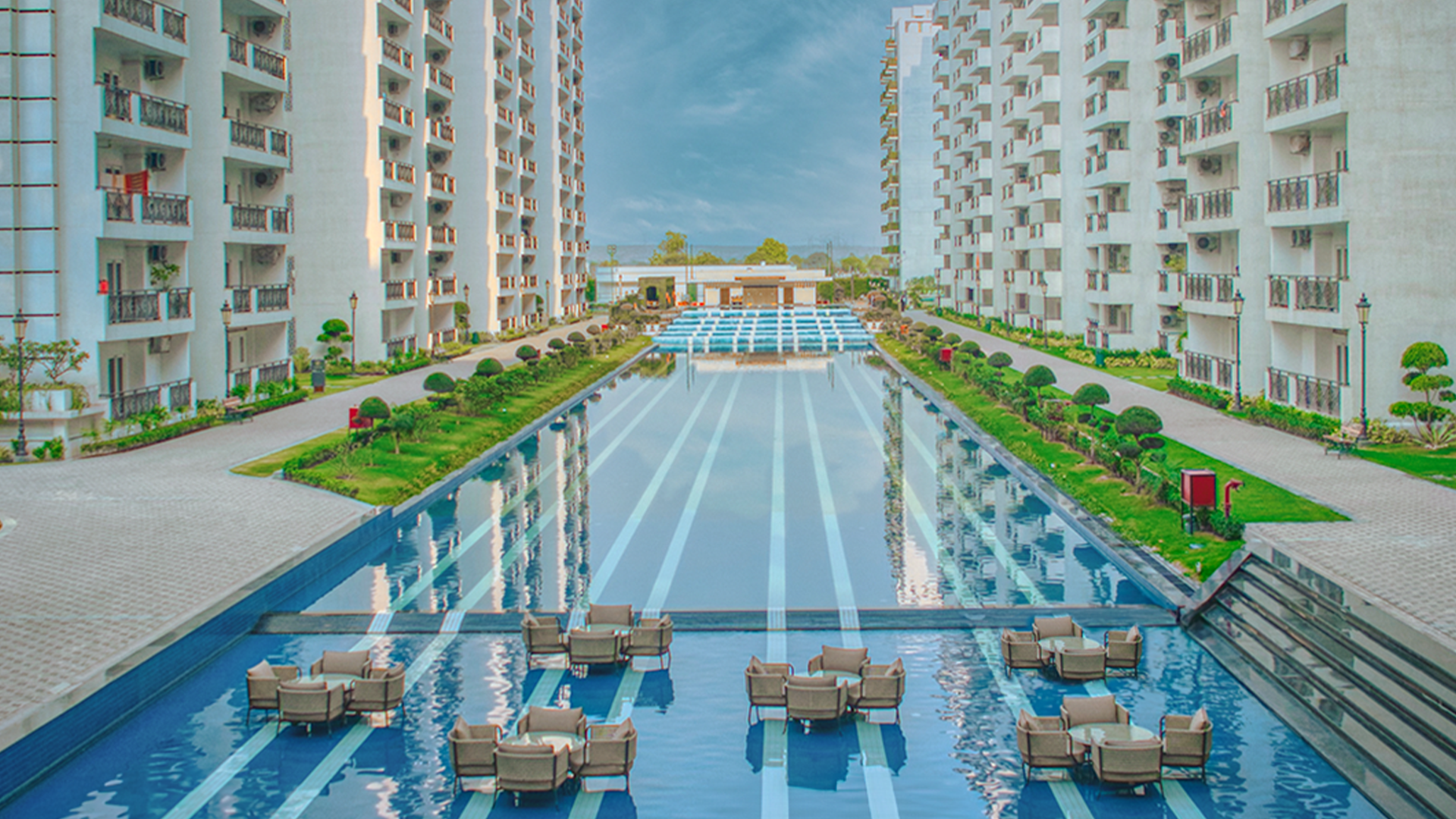Central Park Flower Valley — Aqua Front Towers