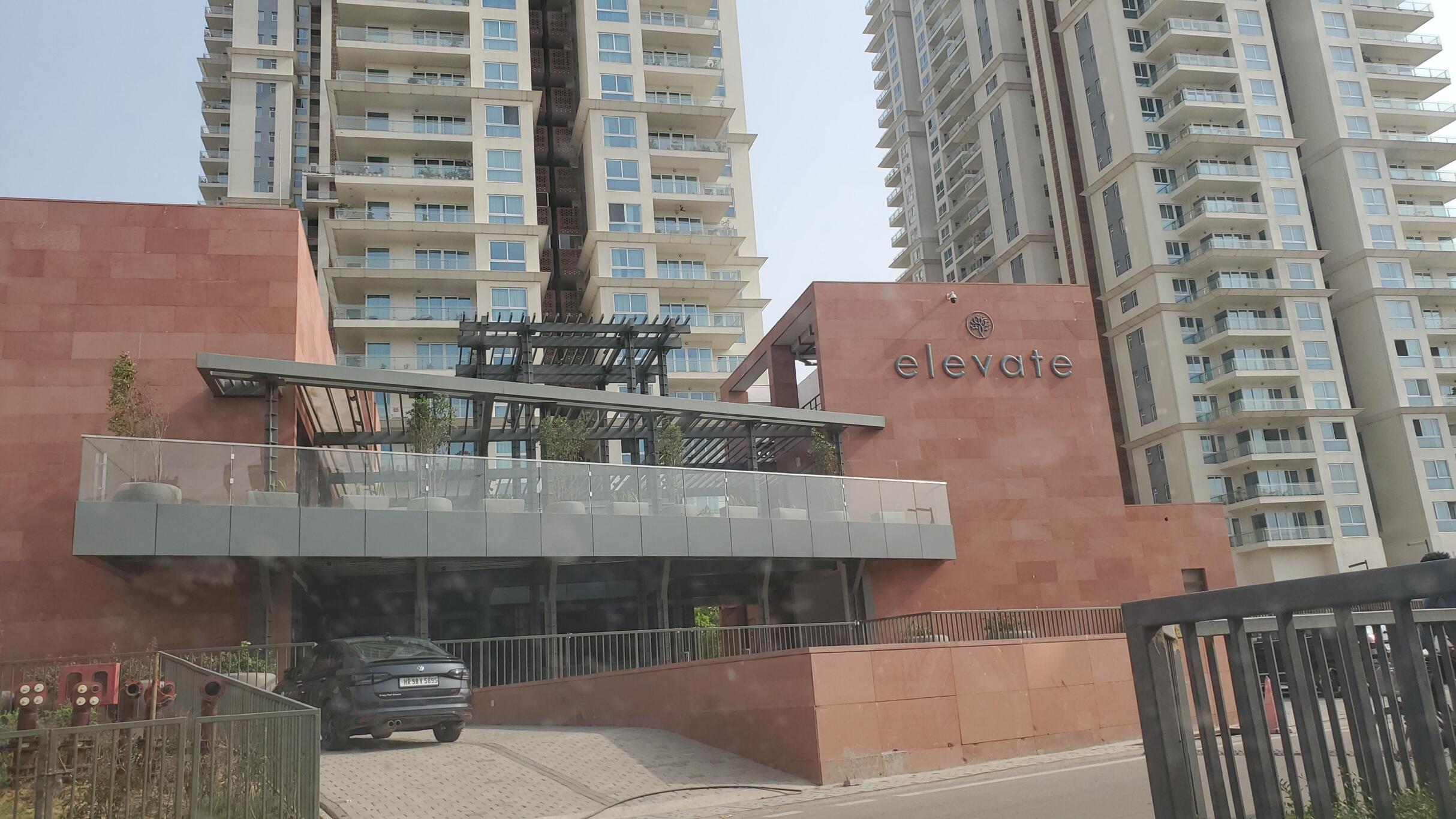 Conscient Elevate &mdash; Clubhouse